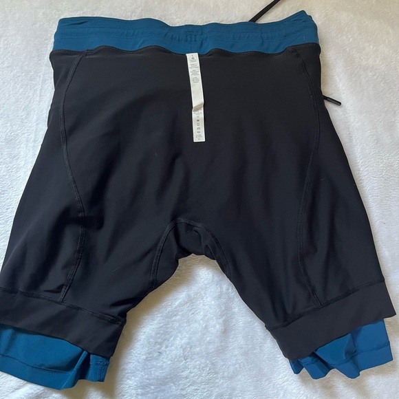 Lululemon License to Train Shorts 10” Blue Lined Size L Adjustable Drawstring - Picture 11 of 12